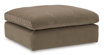 Sophie Oversized Accent Ottoman