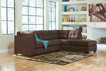 Maier 2-Piece Sectional with Chaise