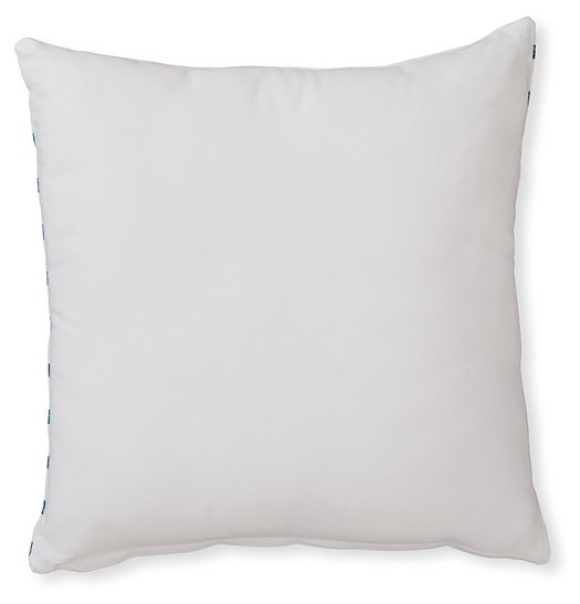 Monique Pillow