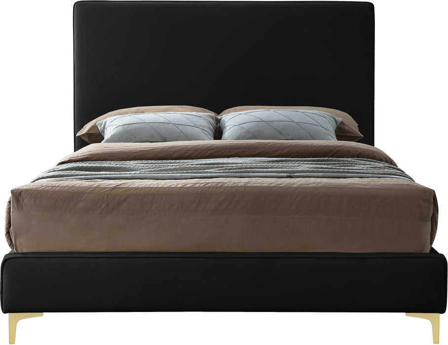 Geri Black Velvet Full Bed