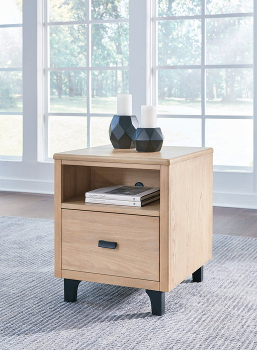 Freslowe End Table